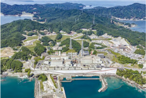 東北電力女川原子力発電所を見学した（東北電力提供）